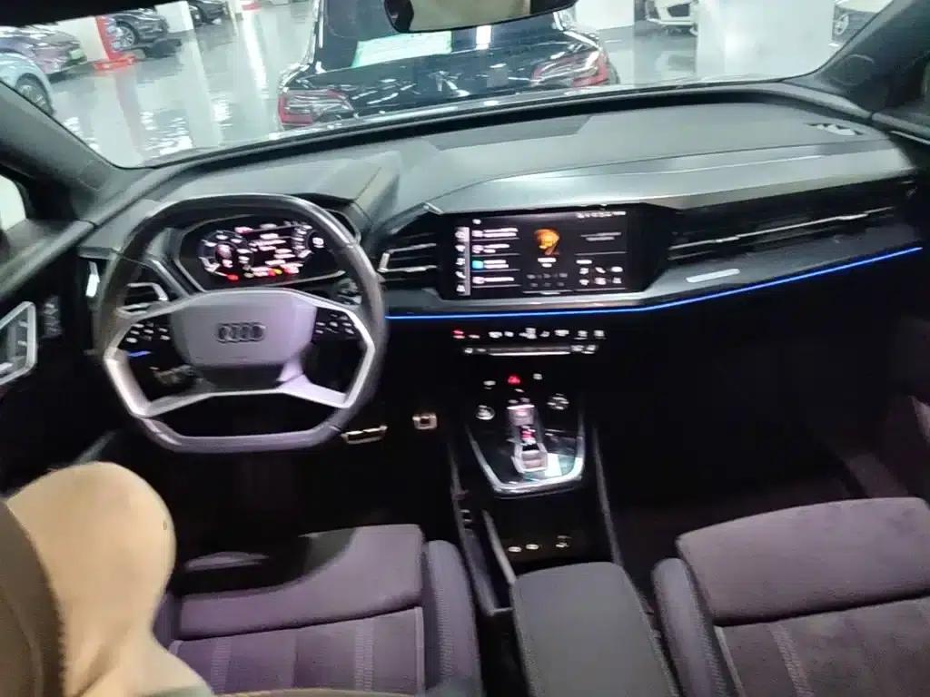 Audi Q4 e-tron 2023 Model 40 e-tron Trailblazer Night Edition — миниатюра 10