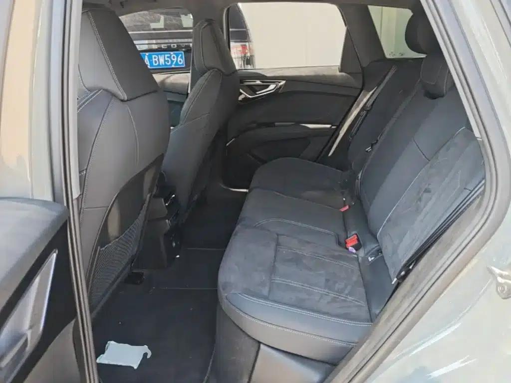 Audi Q4 e-tron 2023 50 e-tron quattro Expansion Edition — миниатюра 17