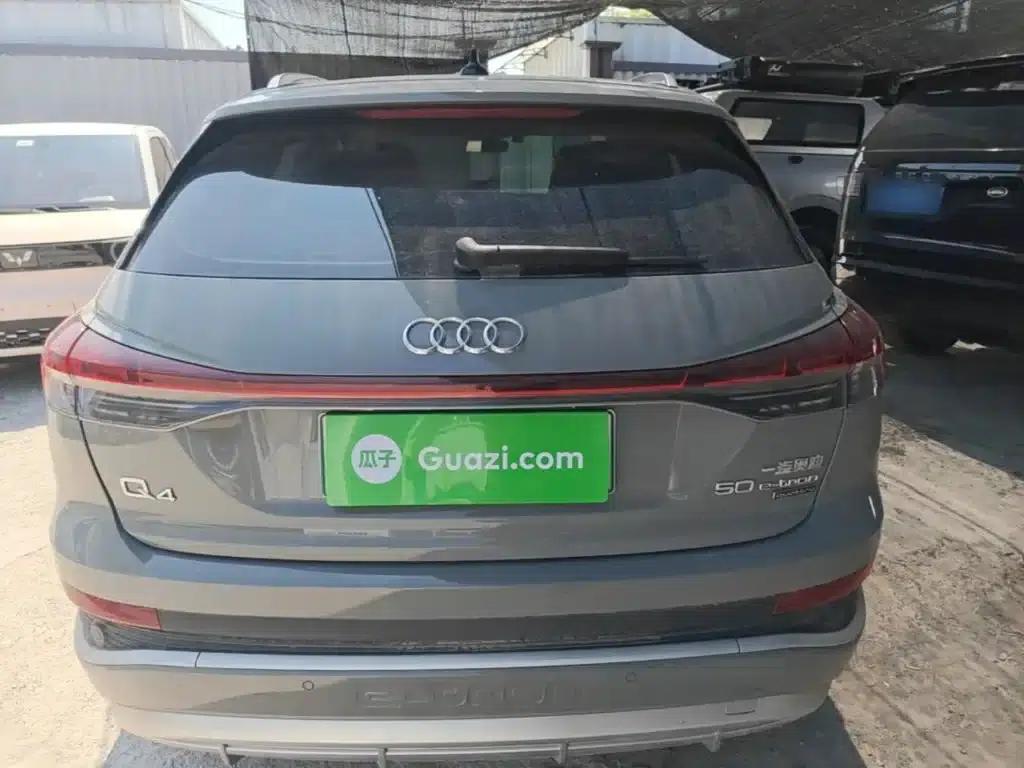 Audi Q4 e-tron 2023 50 e-tron quattro Expansion Edition — миниатюра 6