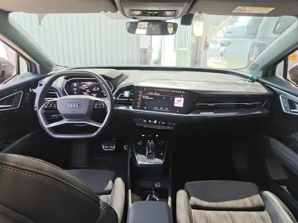 Audi Q4 e-tron 2023 50 e-tron quattro Expansion Edition — миниатюра 10