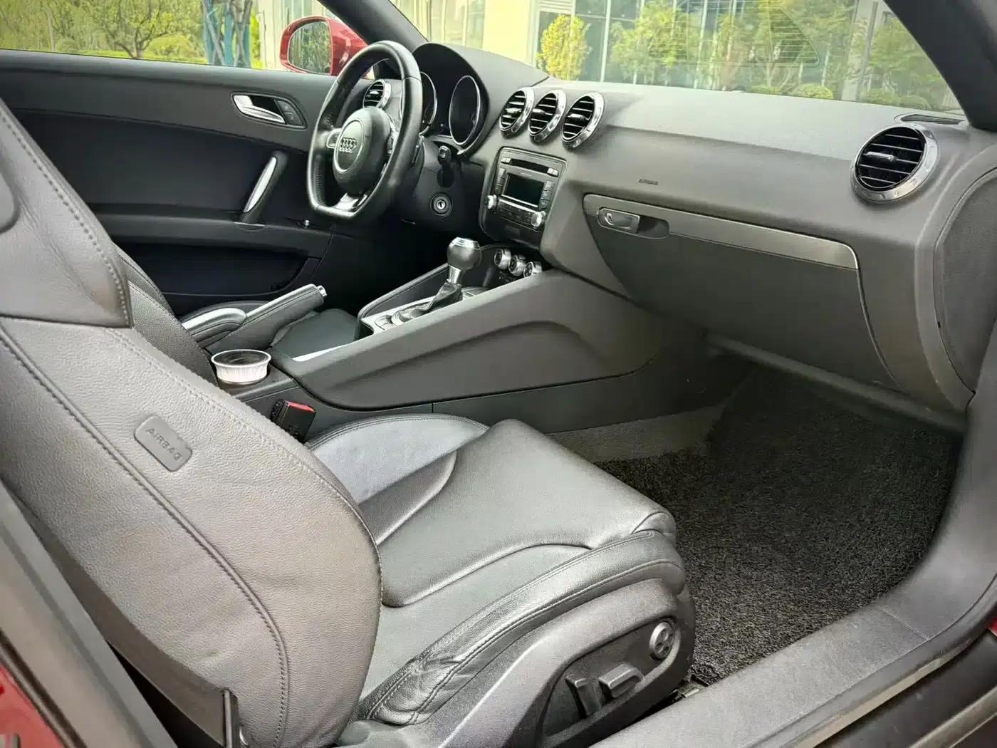 Audi TT 2014 TT Coupe 45 TFSI Comfortline — миниатюра 12
