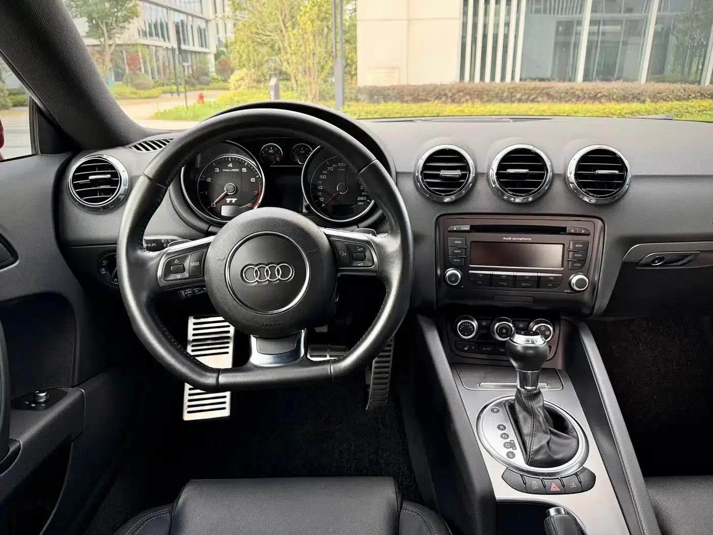 Audi TT 2014 TT Coupe 45 TFSI Comfortline — миниатюра 14