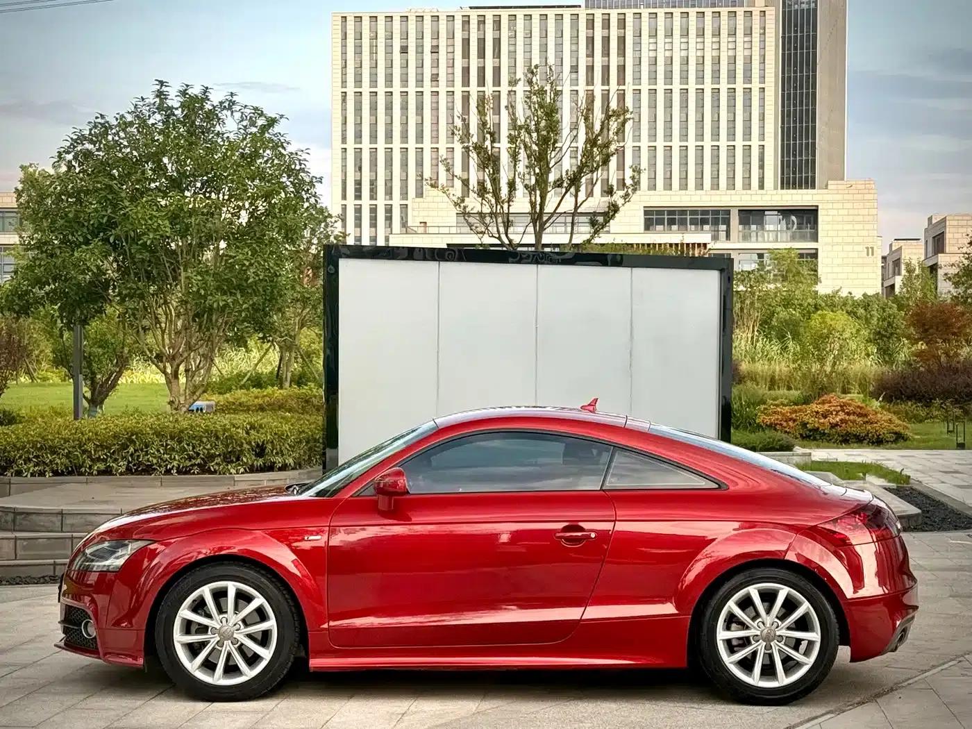 Audi TT 2014 TT Coupe 45 TFSI Comfortline — миниатюра 3