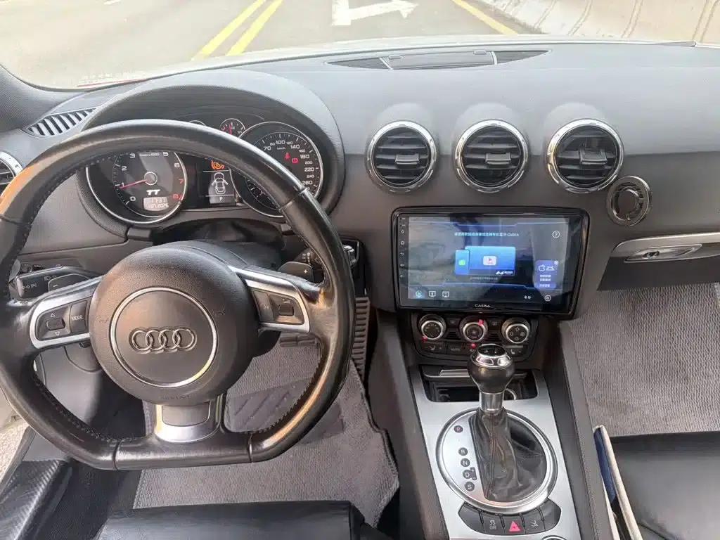 Audi TT 2010 TT 2.0TFSI Collector's Edition — миниатюра 9