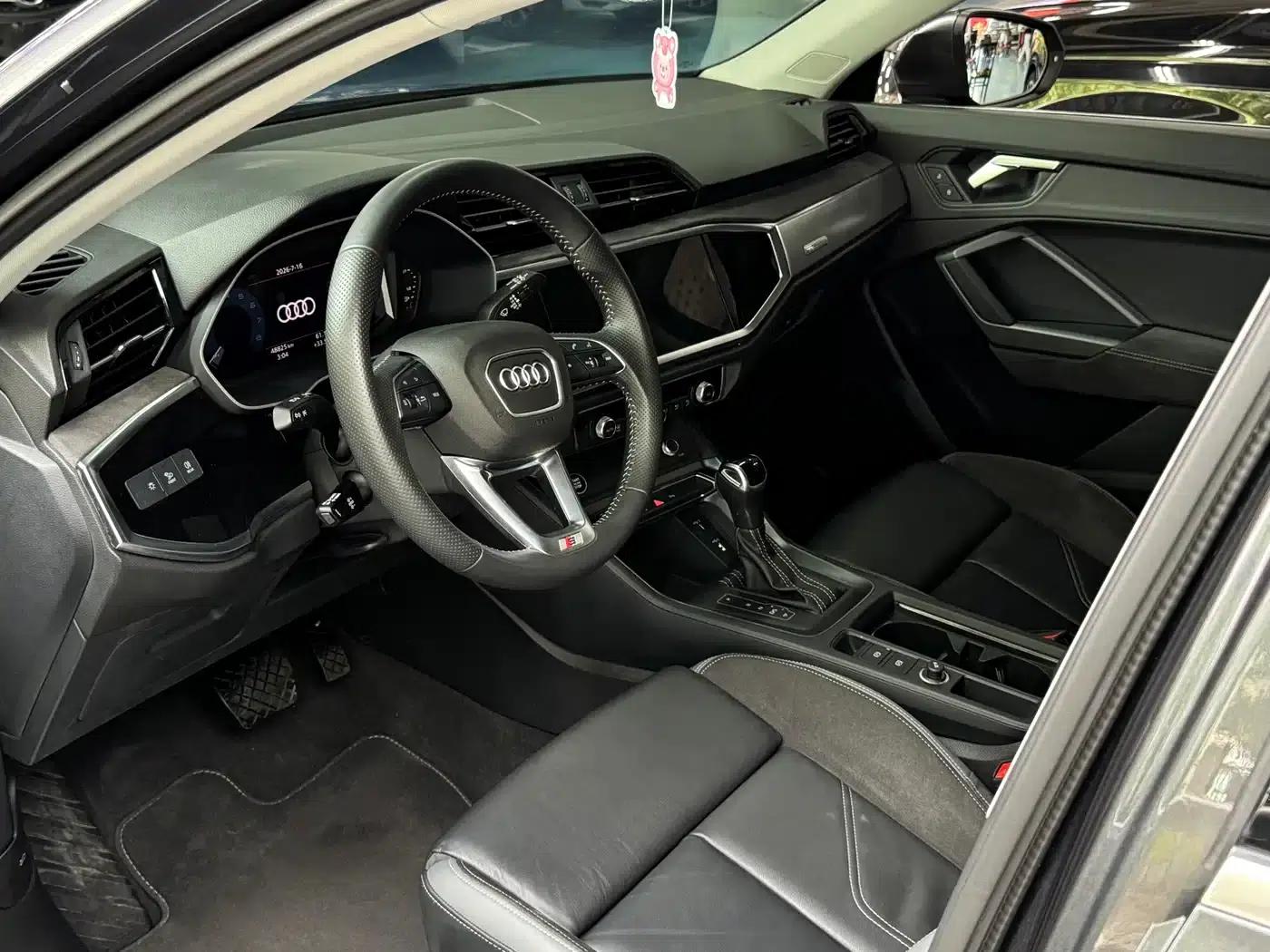 Audi Q3 Sportback 2020 35 TFSI Progressive — миниатюра 3