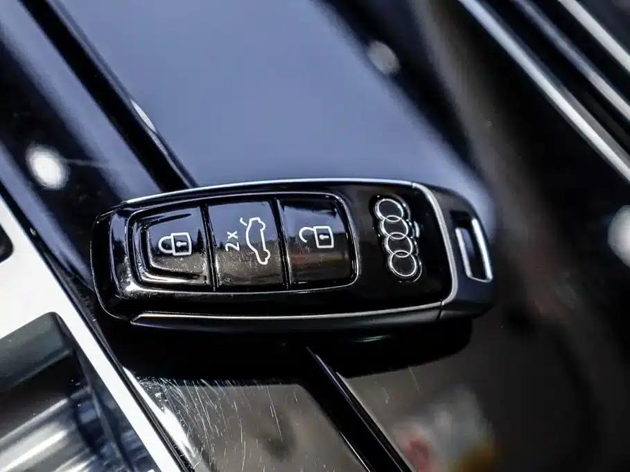 Audi Q8 2022 55 TFSI Luxury Dynamic — миниатюра 26