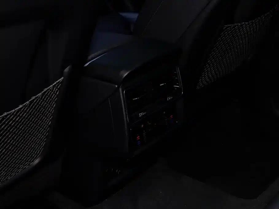 Audi Q8 2022 55 TFSI Luxury Dynamic — миниатюра 11