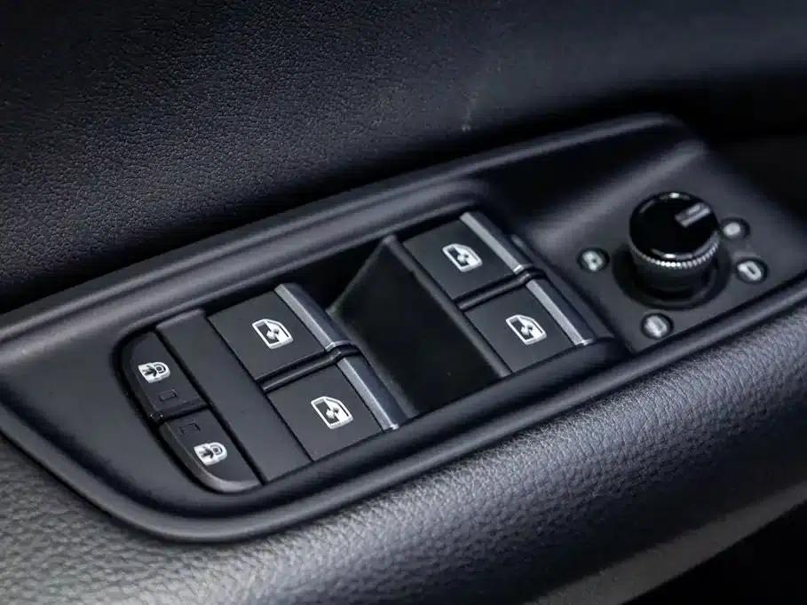 Audi Q8 2022 55 TFSI Luxury Dynamic — миниатюра 12