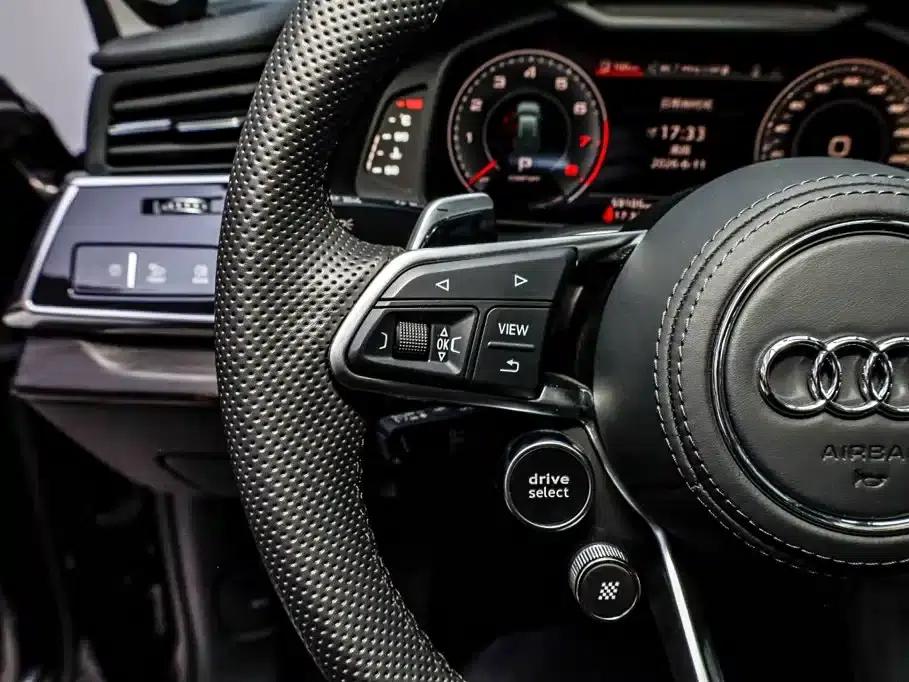 Audi Q8 2022 55 TFSI Luxury Dynamic — миниатюра 17