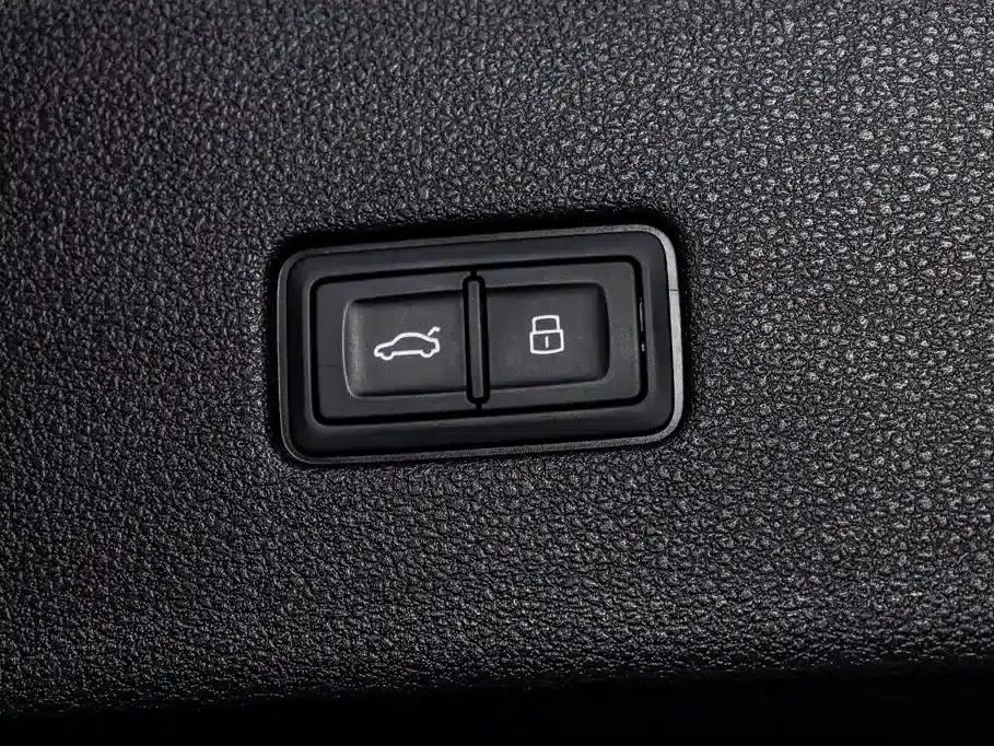 Audi Q8 2022 55 TFSI Luxury Dynamic — миниатюра 7