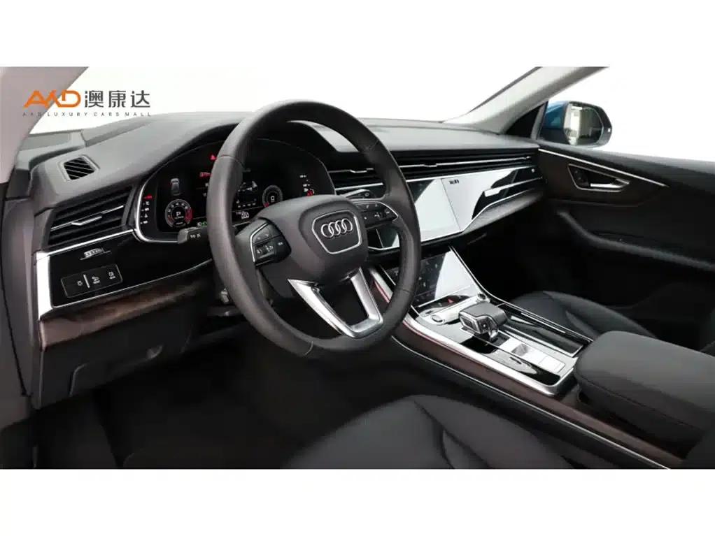 Audi Q8/3.0T/2022/55 TFSI Luxury Dynamic — миниатюра 6