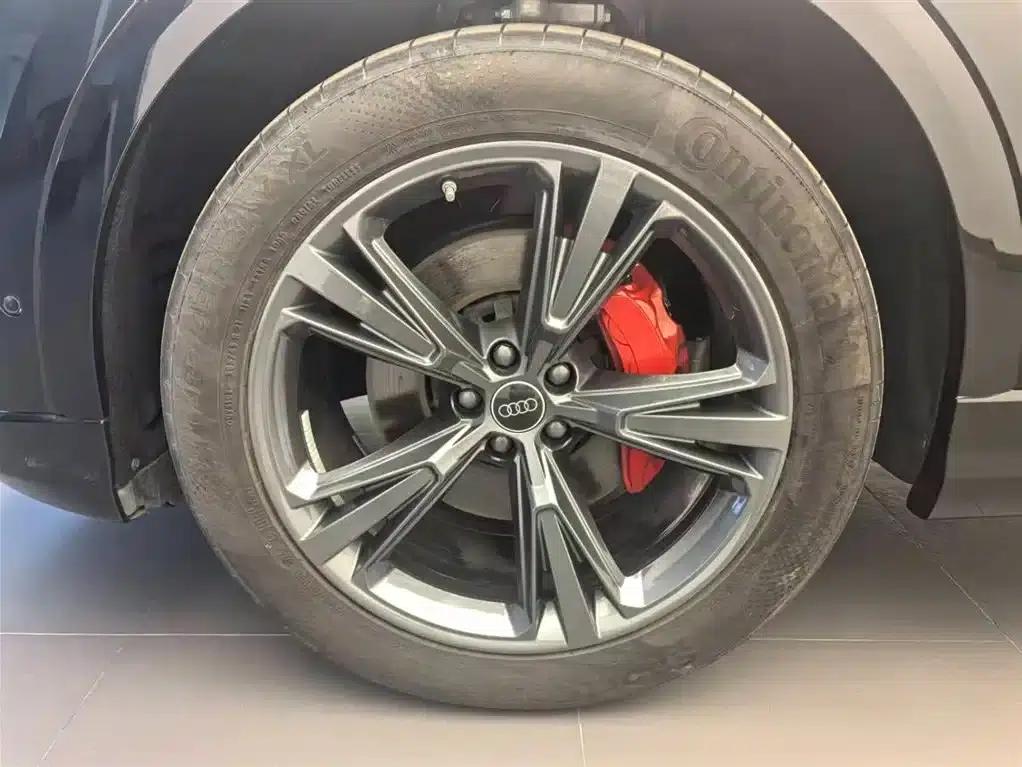 Audi Q8 2024 55 TFSI Dynamic Edition — миниатюра 15