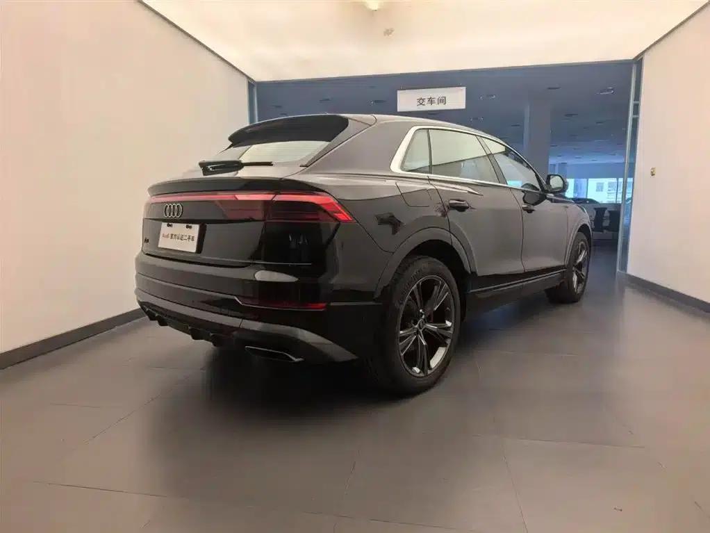 Audi Q8 2024 55 TFSI Dynamic Edition — миниатюра 4