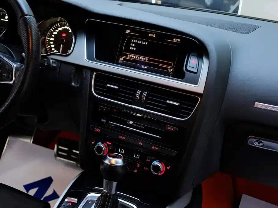 2012 Audi S5 3.0T Sportback — миниатюра 21