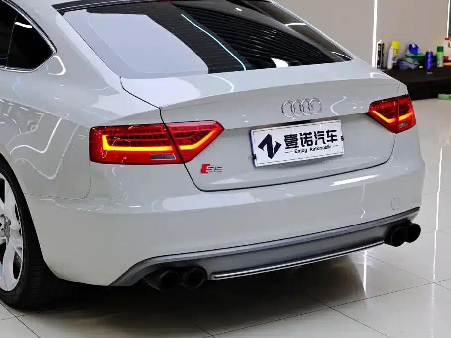 2012 Audi S5 3.0T Sportback — миниатюра 6