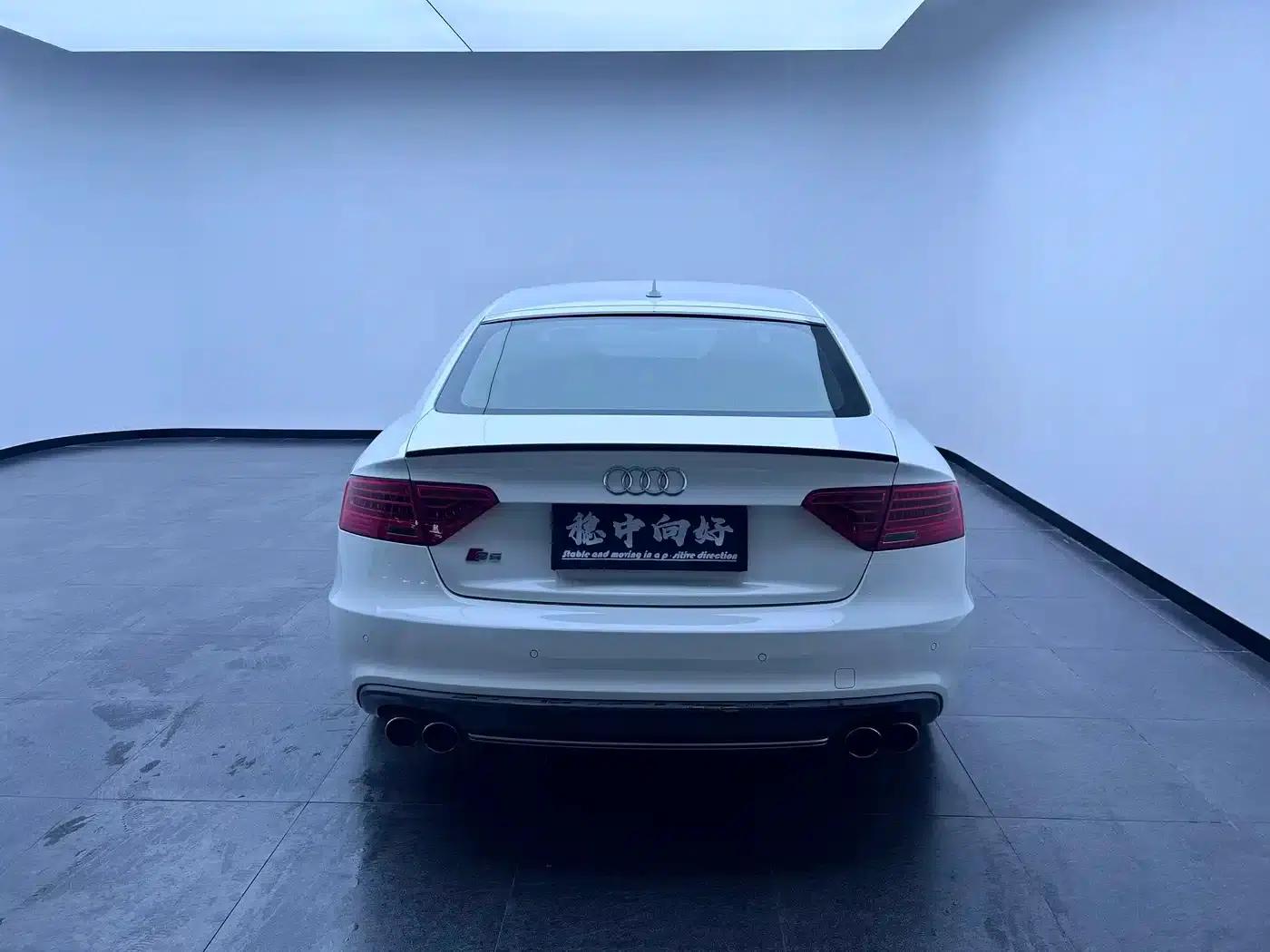 2012 Audi S5 3.0T Sportback — миниатюра 5