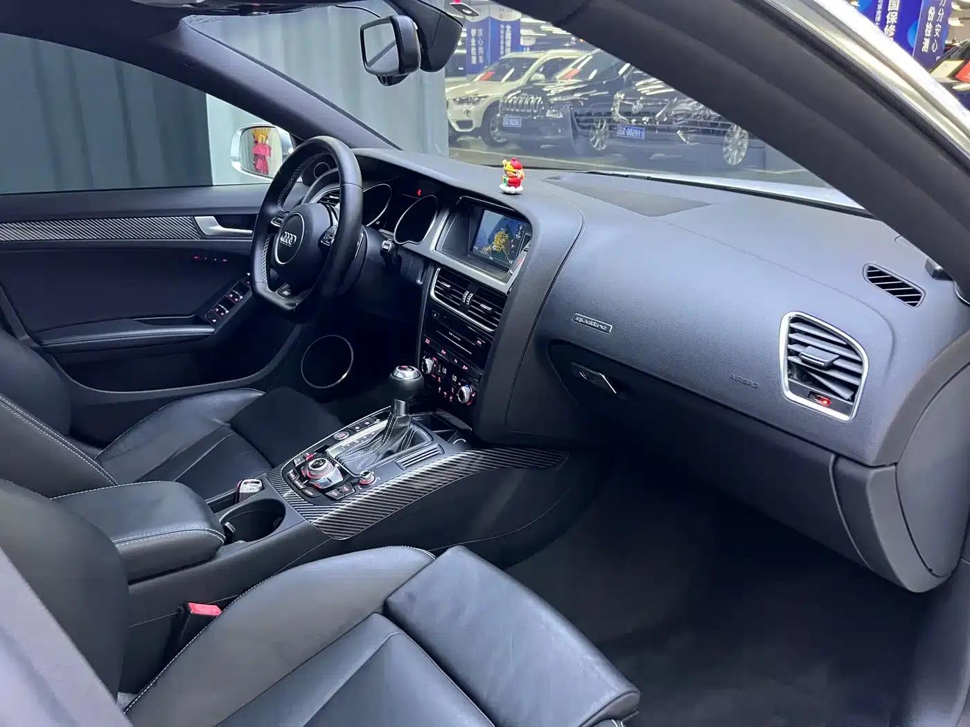 2012 Audi S5 3.0T Sportback — миниатюра 12