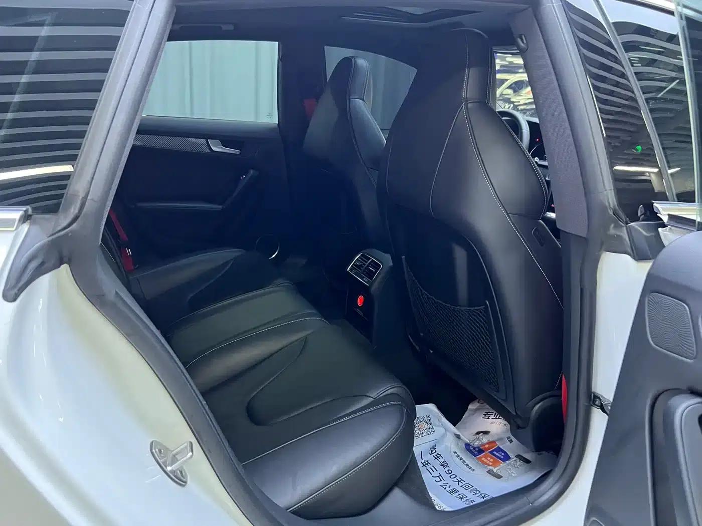 2012 Audi S5 3.0T Sportback — миниатюра 15