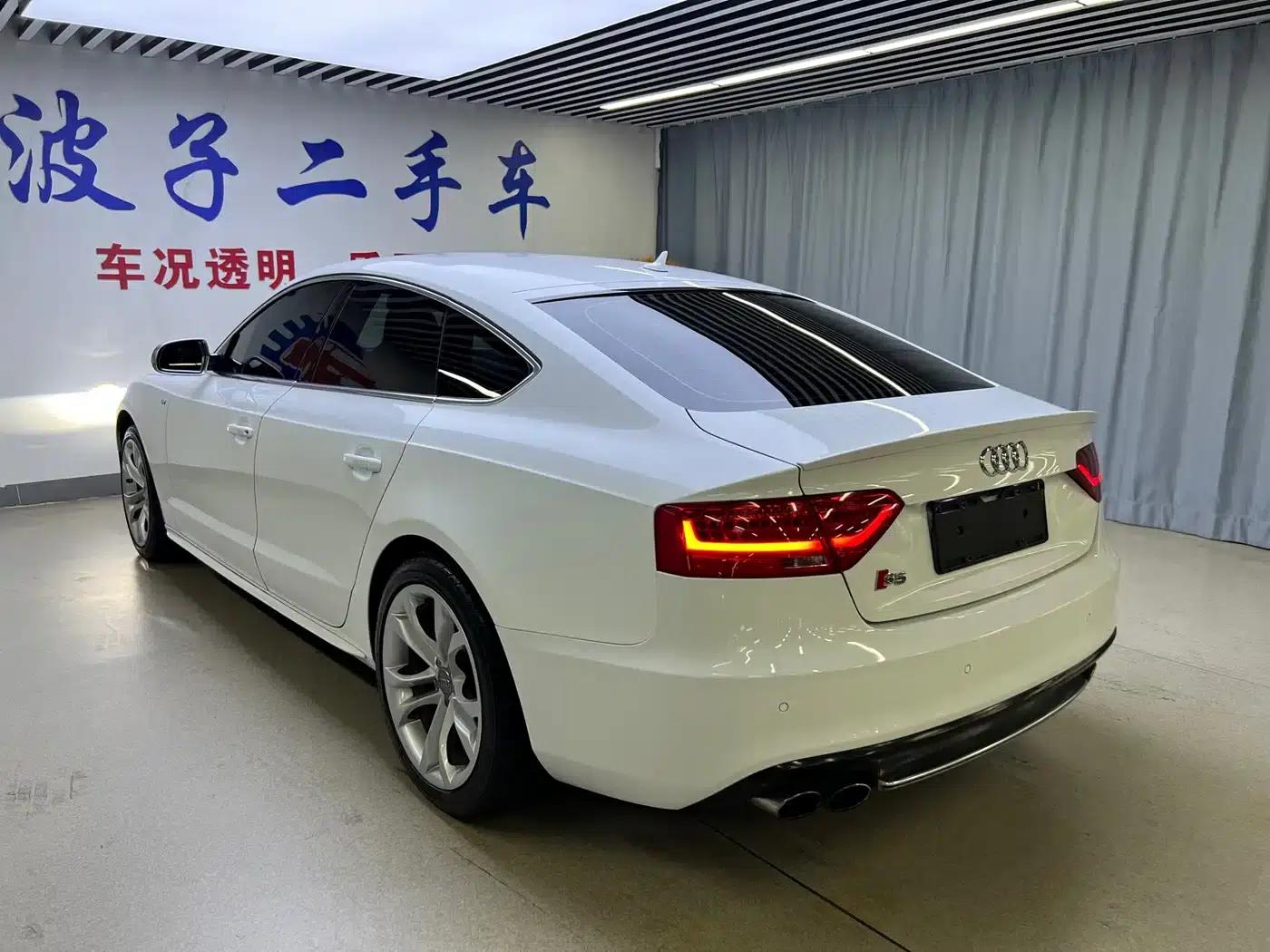 2012 Audi S5 3.0T Sportback — миниатюра 17