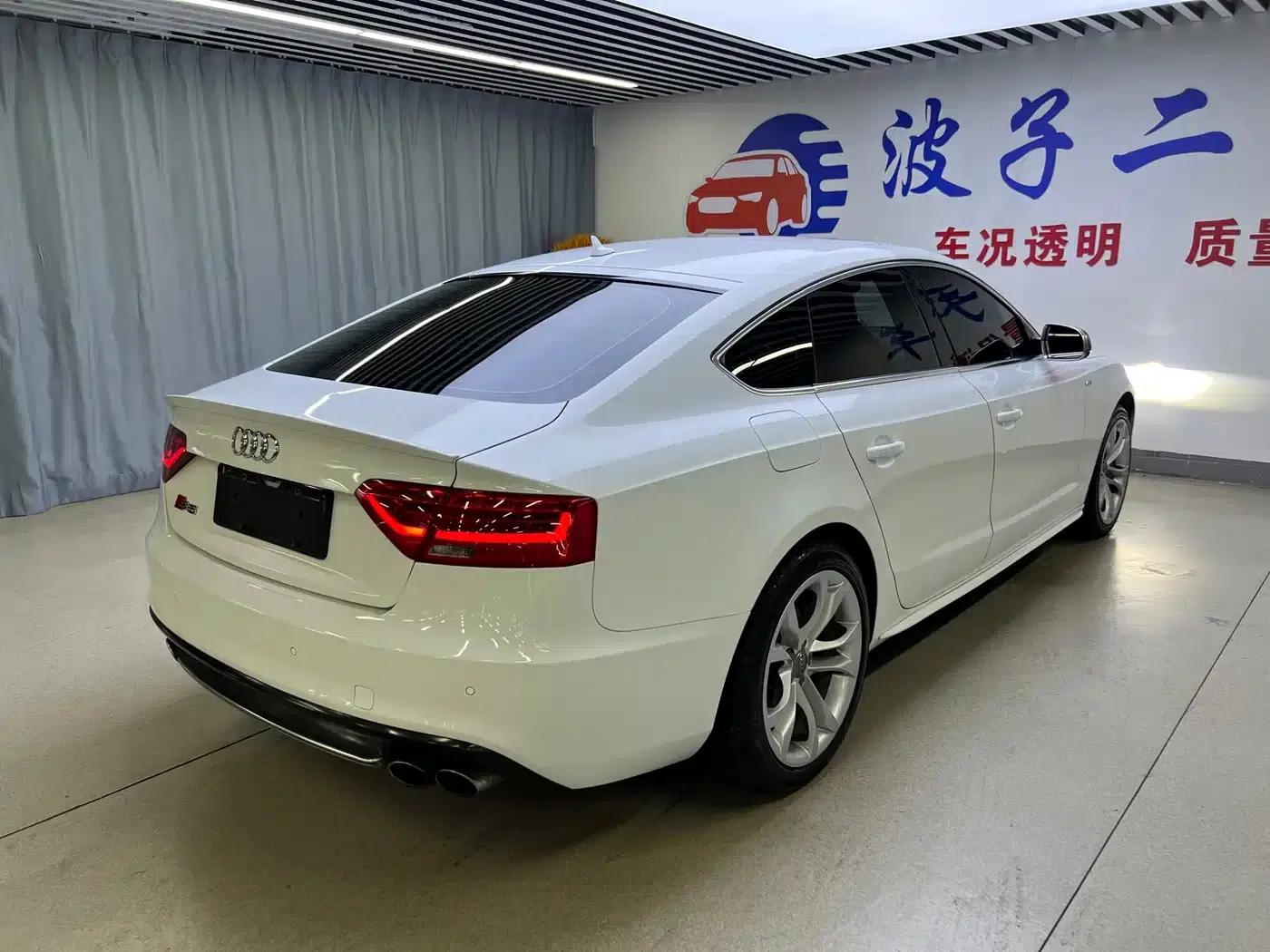 2012 Audi S5 3.0T Sportback — миниатюра 19