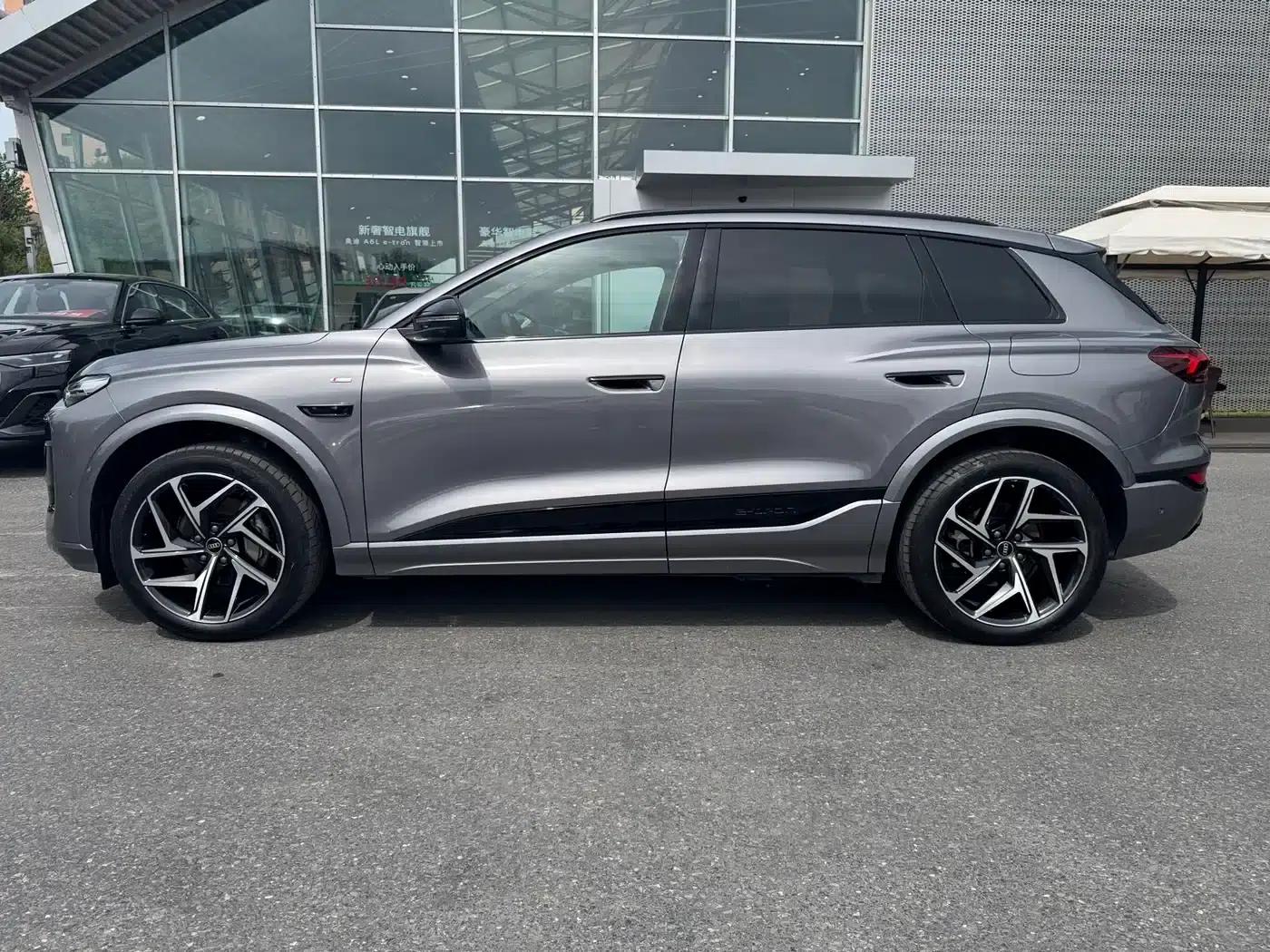 Audi Q6L e-tron 2026 First Edition — миниатюра 3