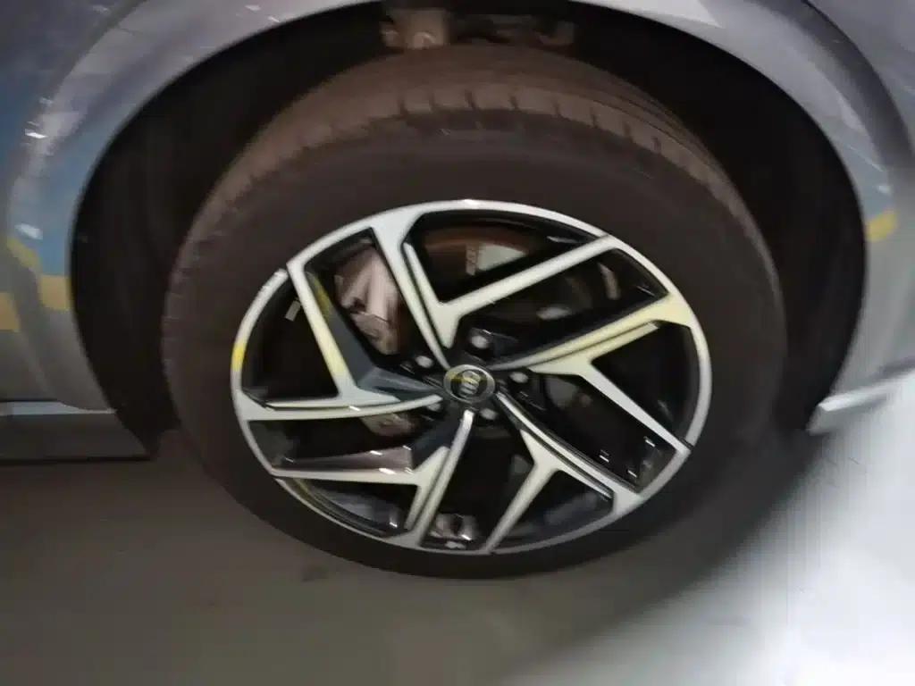 Audi Q6L e-tron 2026 First Edition — миниатюра 14