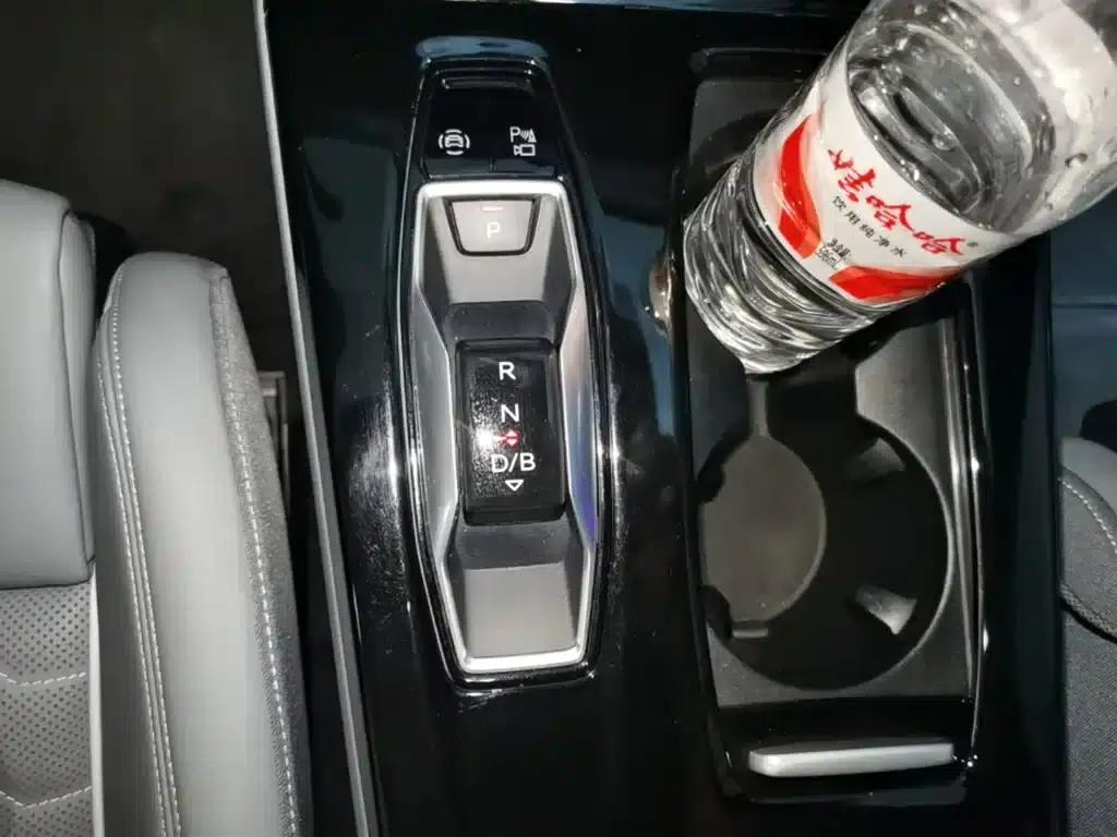 Audi Q6L e-tron 2026 First Edition — миниатюра 21