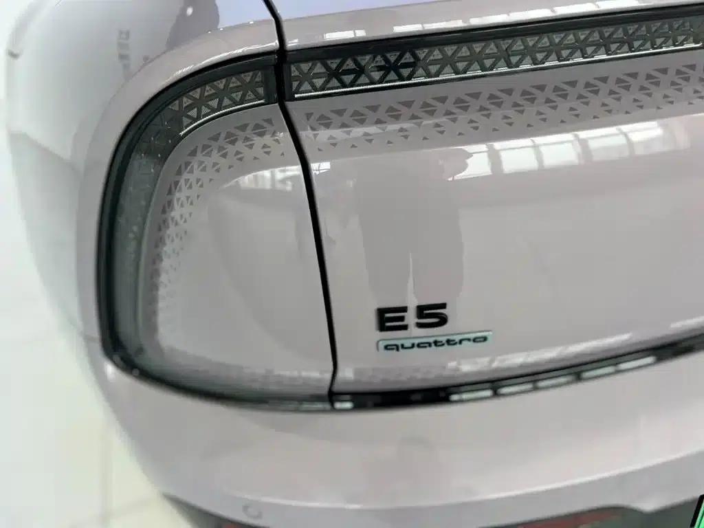 Audi E5 Sportback 2026 Model: quattro Performance Edition — миниатюра 15