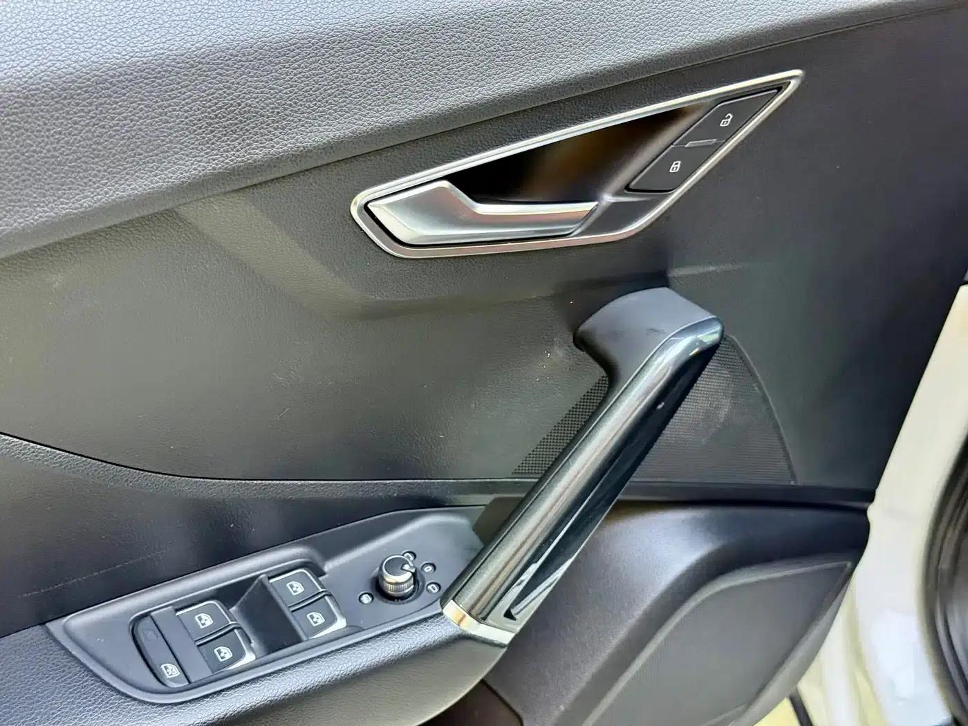 Audi Q2L e-tron 2019 Q2L e-tron Pure Electric Smart Edition — миниатюра 15