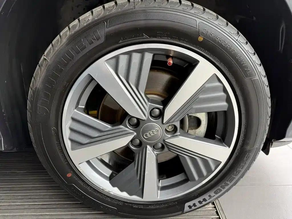 2019 Audi Q2L e-tron Pure Electric Smart Edition — миниатюра 14