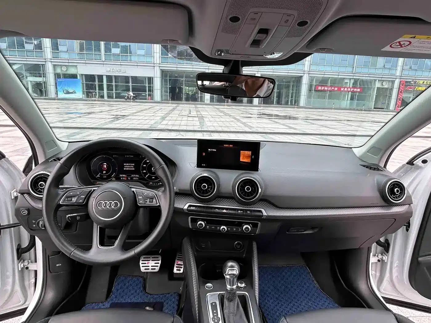 Audi Q2L e-tron 2019 Q2L e-tron Pure Electric Smart Edition — миниатюра 11