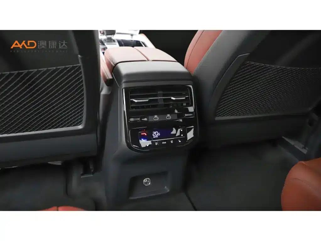 Audi Q6/2.5T/2024/50 TFSI quattro Black Knight Edition 6-seater — миниатюра 10