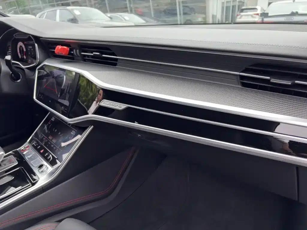 2025 Audi RS 7 RS 7 4.0T Sportback Performance — миниатюра 19