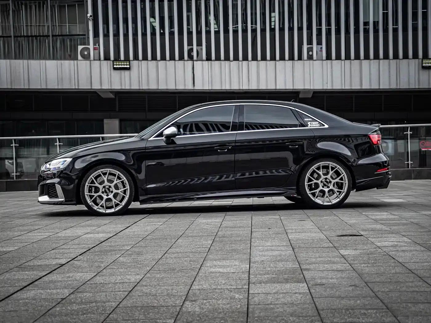 Audi RS 3 2017 RS 3 2.5T Limousine — миниатюра 11