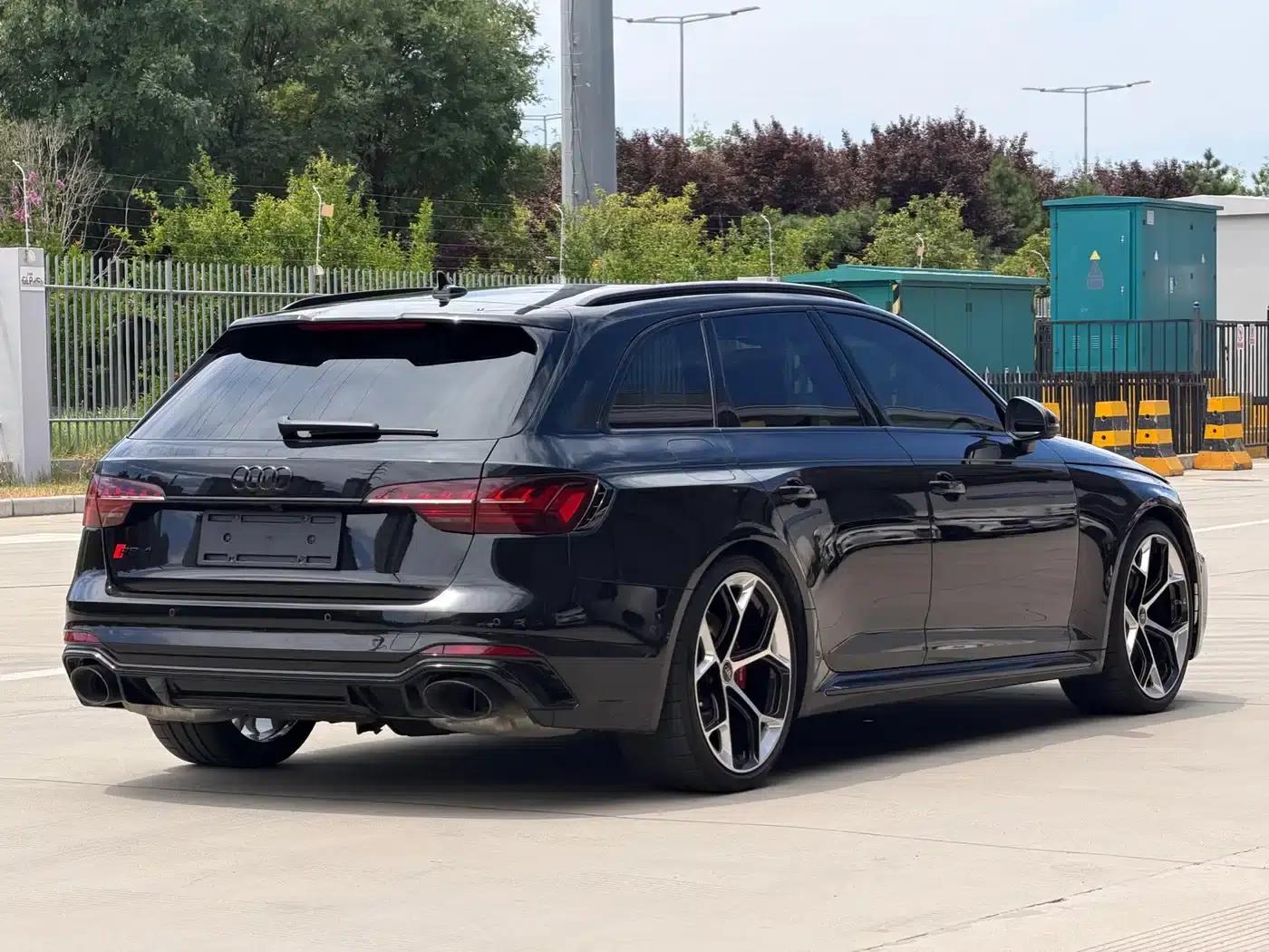 2024 Audi RS 4 RS4 Avant Sport Edition — миниатюра 6
