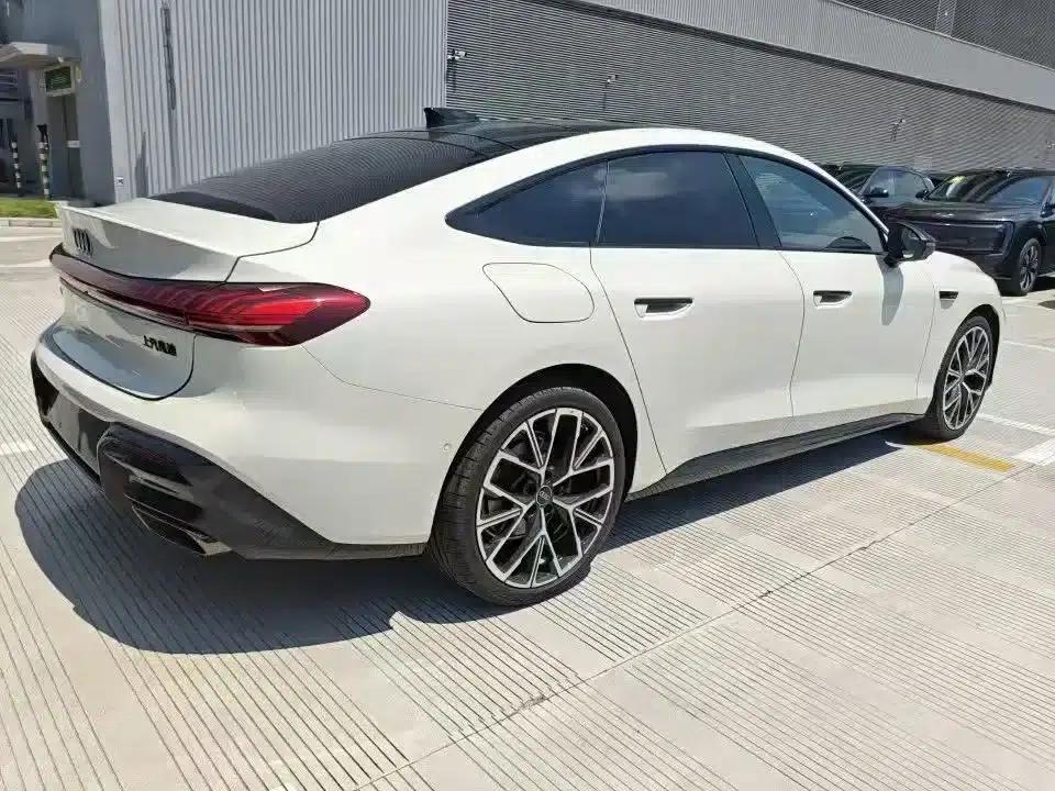 Audi A5L Sportback 2026 TFSI 150kW Intelligent Leading Edition — миниатюра 2