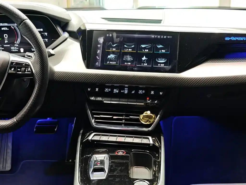 Audi RS e-tron GT 2023 Base Model — миниатюра 15