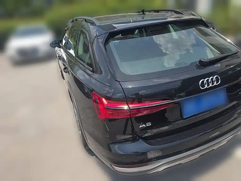 2025 Audi A6 allroad quattro Explorer 55 TFSI Premium Off-Road Model (Imported) — миниатюра 9