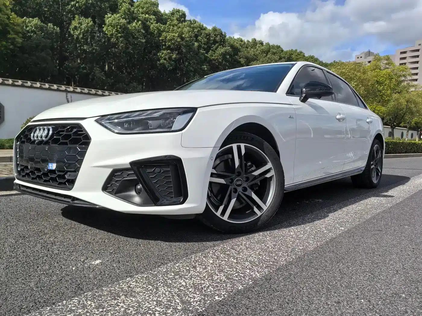 Audi A4L 2023 40 TFSI Fashion Dynamic Edition — миниатюра 1
