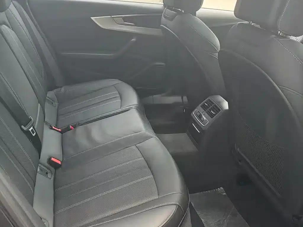 Audi A4L 2022 40 TFSI Fashion Dynamic Edition — миниатюра 8