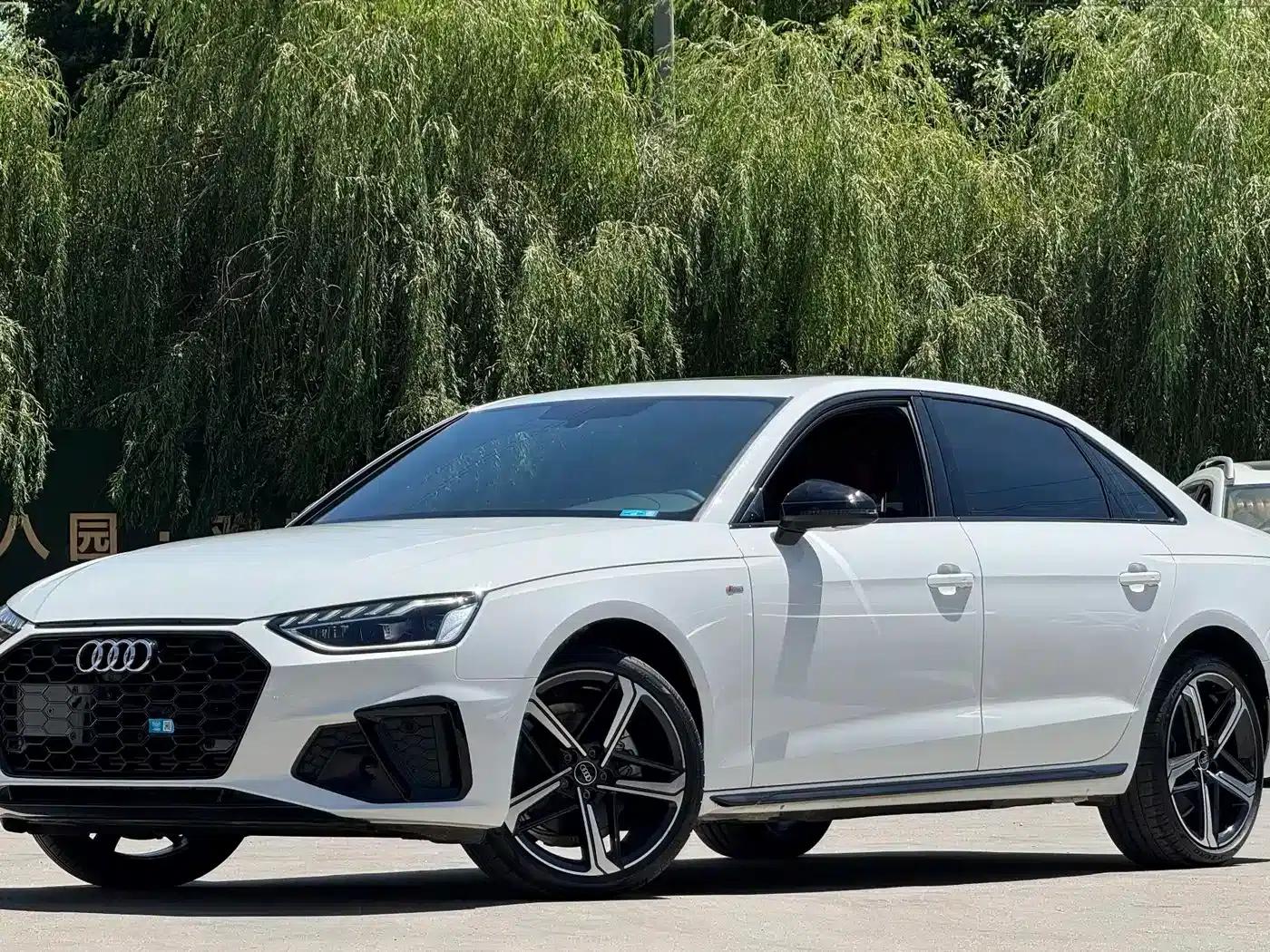 Audi A4L 2024 40 TFSI Luxury Dynamic — миниатюра 1