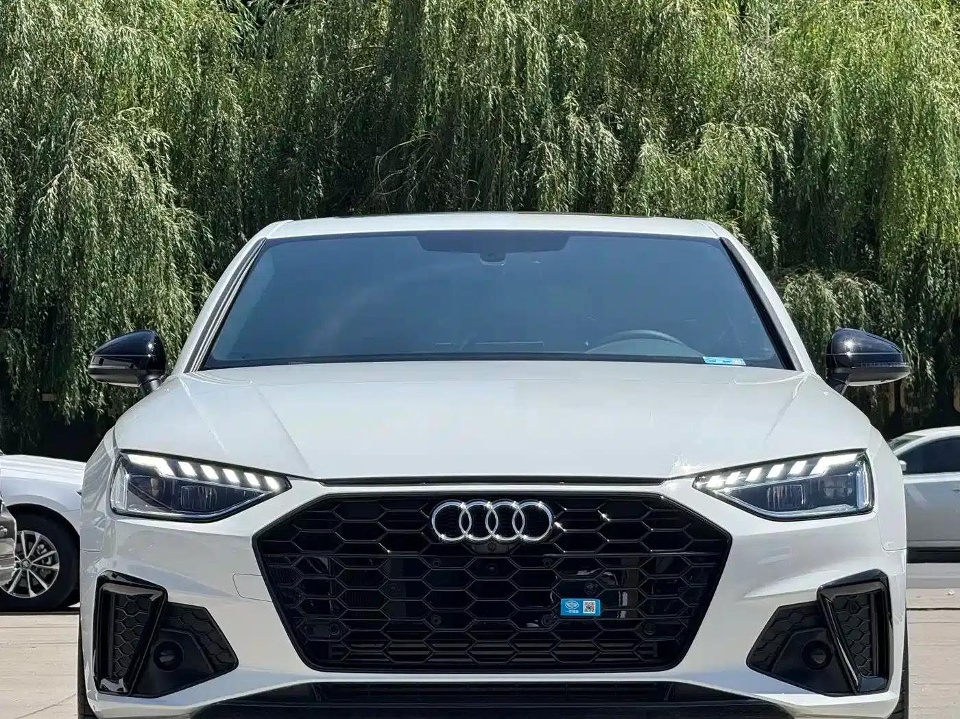 Audi A4L 2024 40 TFSI Luxury Dynamic — миниатюра 2