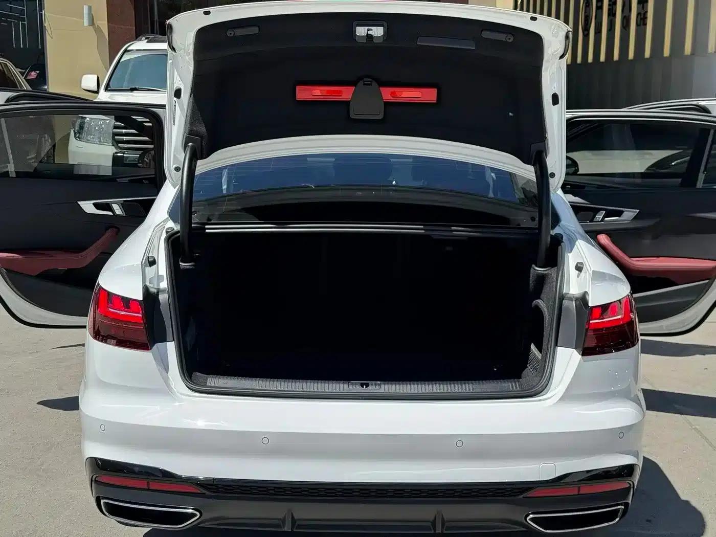 Audi A4L 2024 40 TFSI Luxury Dynamic — миниатюра 21
