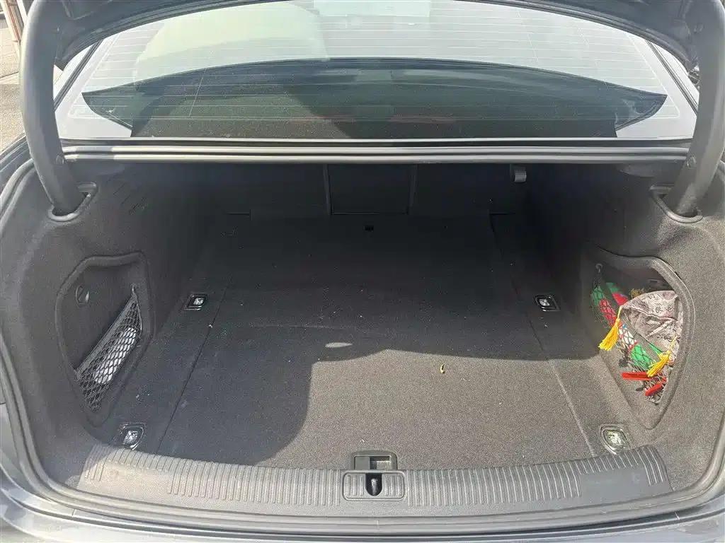 Audi A4L 2023 40 TFSI Luxury Dynamic — миниатюра 8