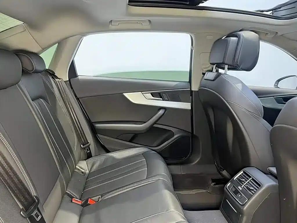 Audi A4L 2020 40 TFSI Fashion Dynamic Edition — миниатюра 6