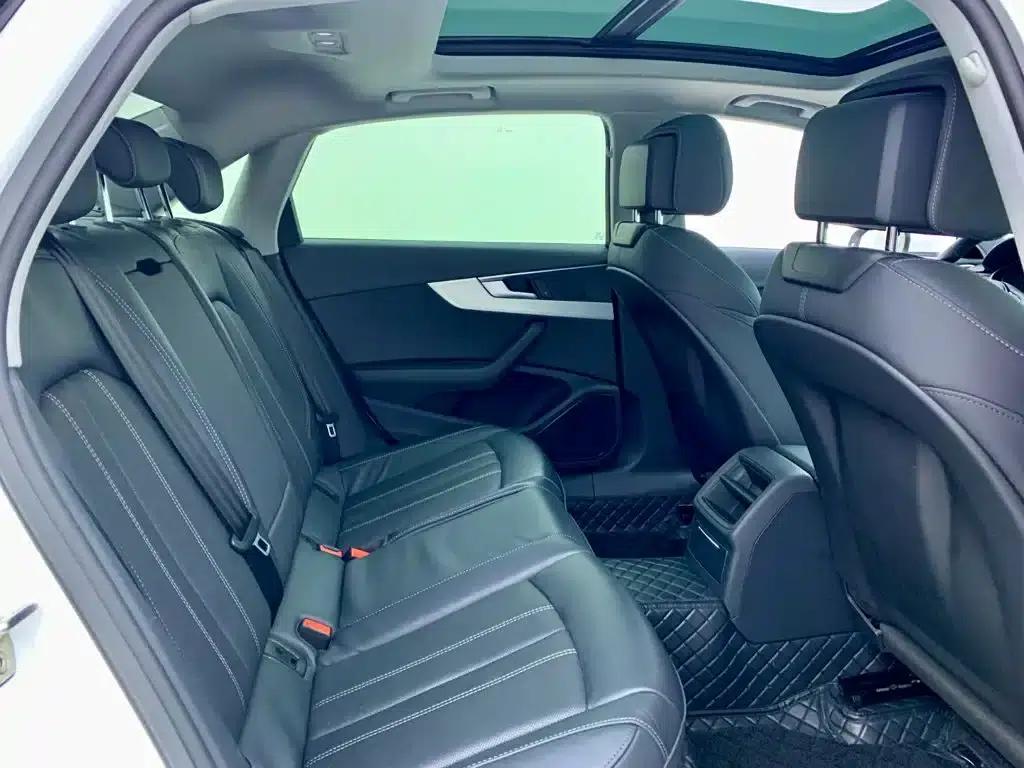 Audi A4L 2023 40 TFSI Fashion Dynamic Edition — миниатюра 13