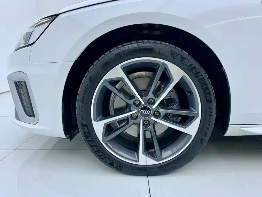 Audi A4L 2023 40 TFSI Fashion Dynamic Edition — миниатюра 7