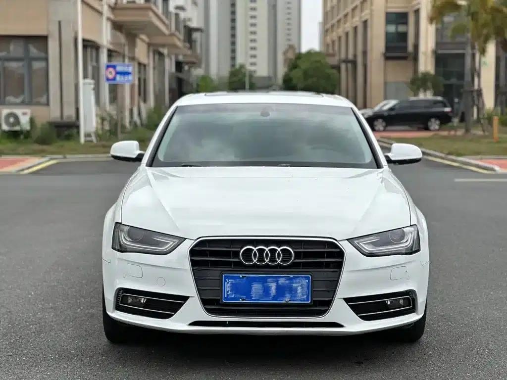 Audi A4L 2013 35 TFSI Automatic Comfort — миниатюра 3