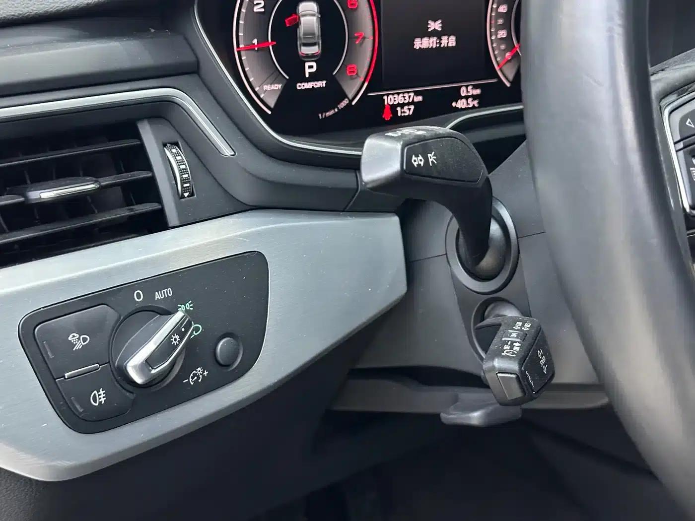 Audi A4L 2022 40 TFSI Fashion Dynamic Edition — миниатюра 13