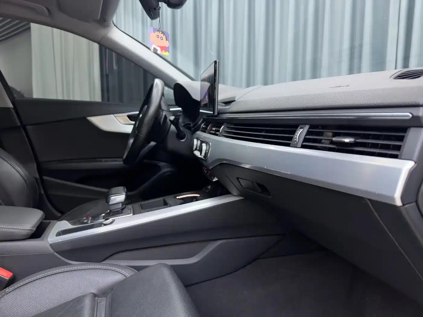 Audi A4L 2022 40 TFSI Fashion Dynamic Edition — миниатюра 20